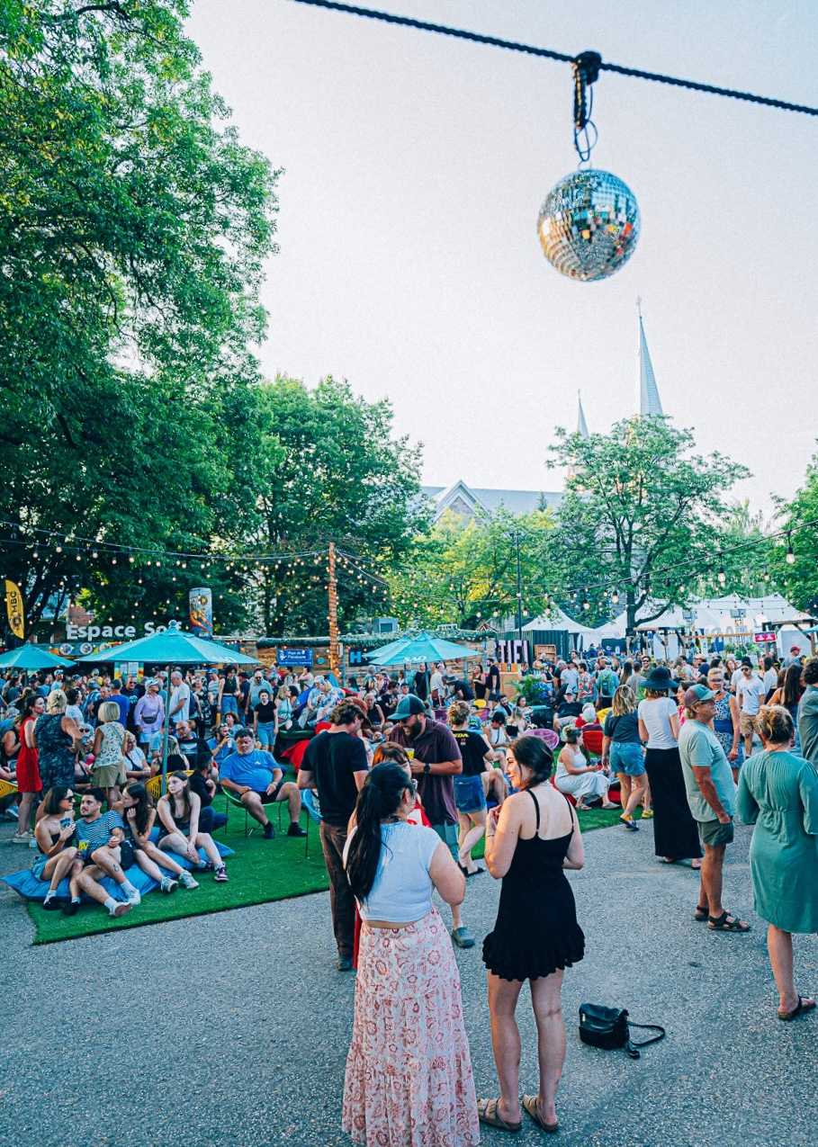 Image représentant les services offerts par le Festif!